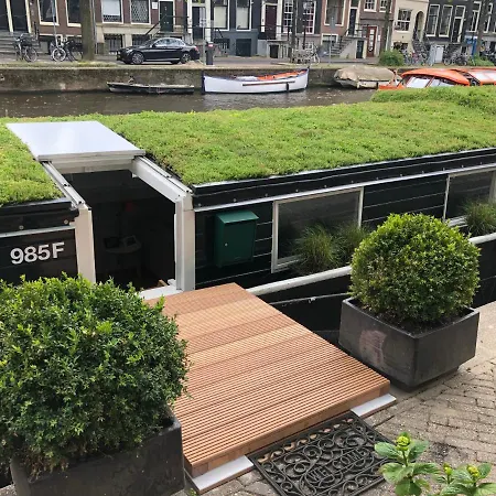 Houseboat Trijntje City Center Apartamento *